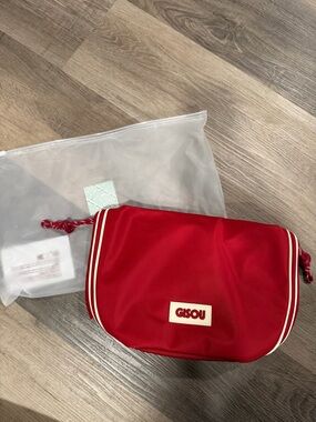 Gisou Red Cosmetic Pouch